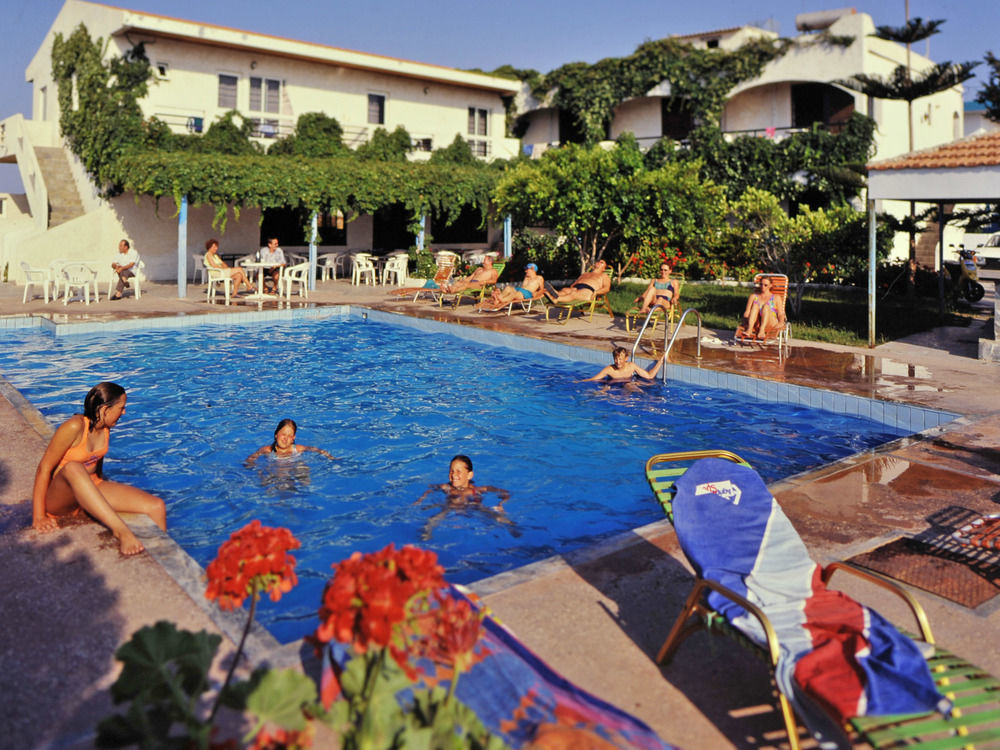 Greta Beach Anissaras Exterior photo